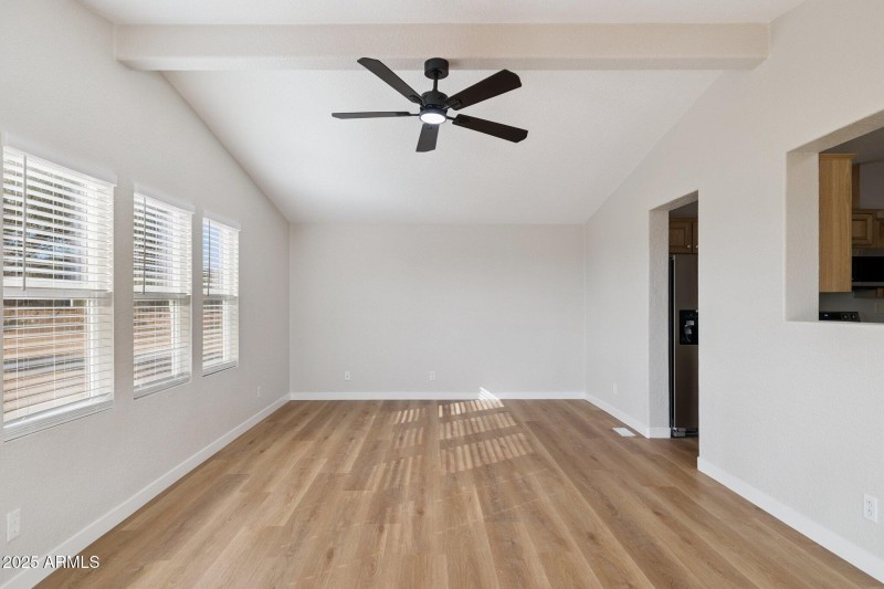 17-web-or-mls-53531-w-buck-dr