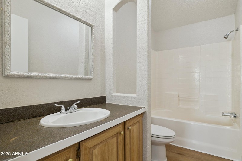 33-web-or-mls-53531-w-buck-dr