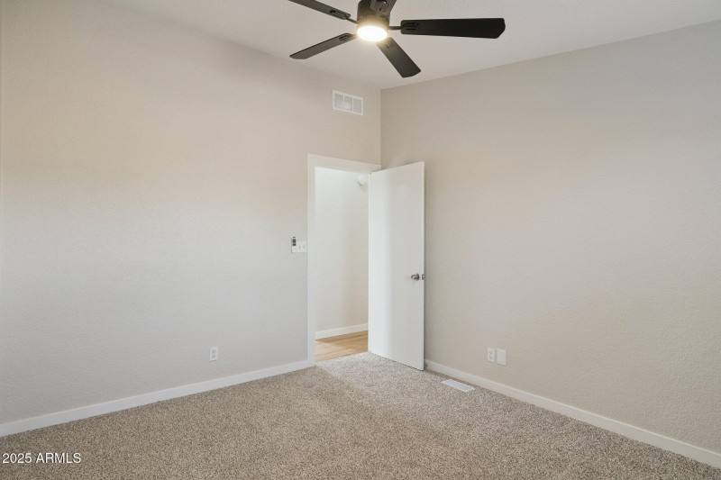 36-web-or-mls-53531-w-buck-dr