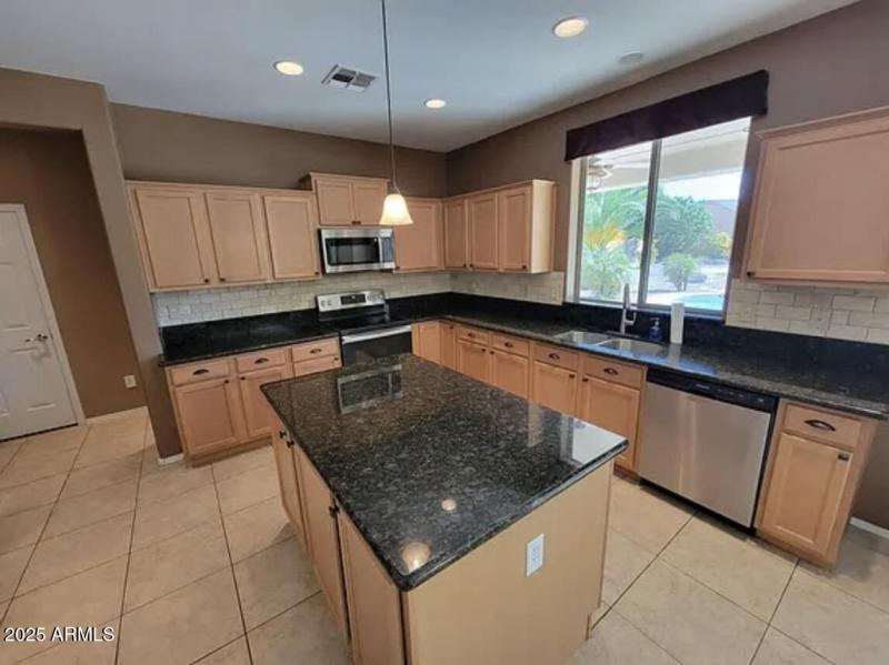 Screenshot 2025-11-21 at 10.41.27 AM