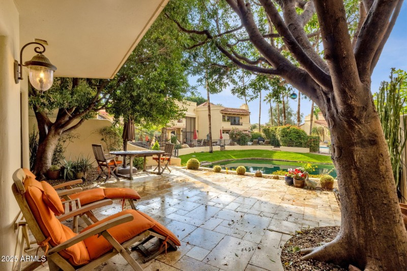 39-web-or-mls-10050-e-mountainview-lake-