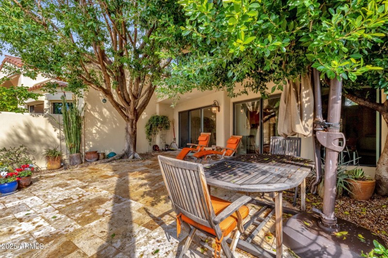 42-web-or-mls-10050-e-mountainview-lake-