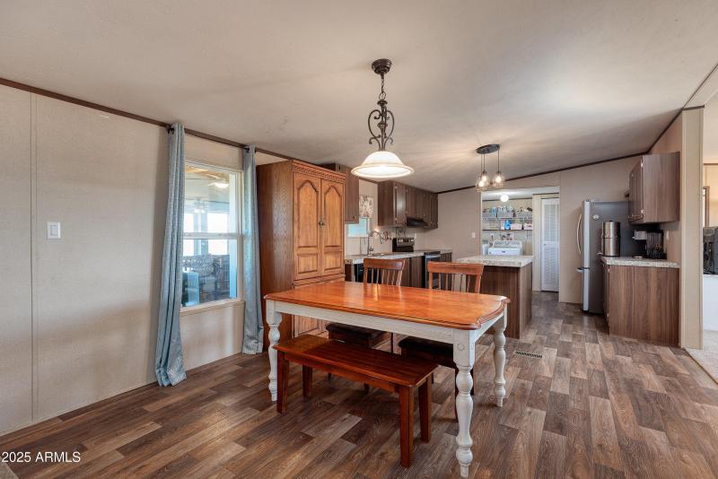 014_photo14_2580_e_2nd_sundown_lane_sf_d