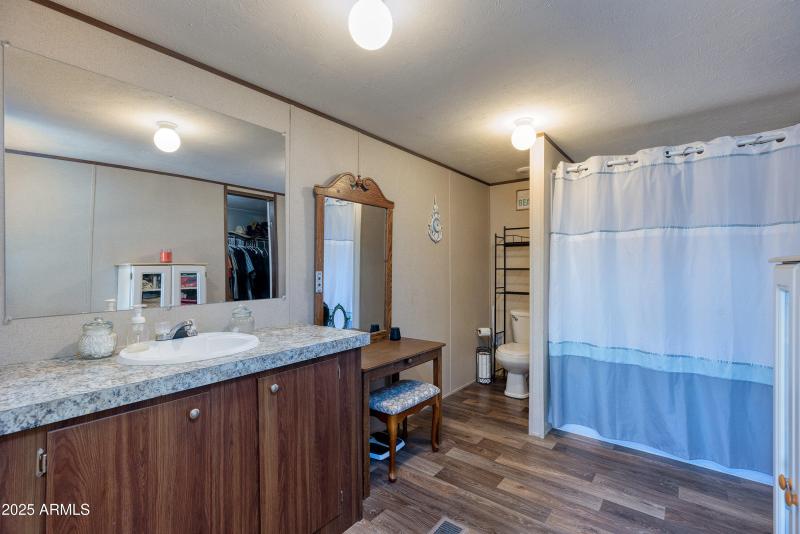 020_photo20_2580_e_2nd_sundown_lane_sf_d