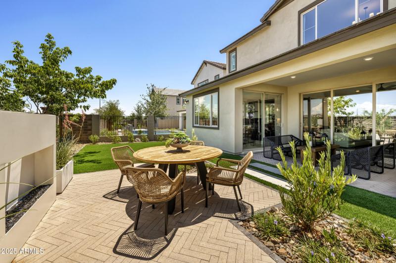 WC Backyards Vireo and Gannet Azalea 015