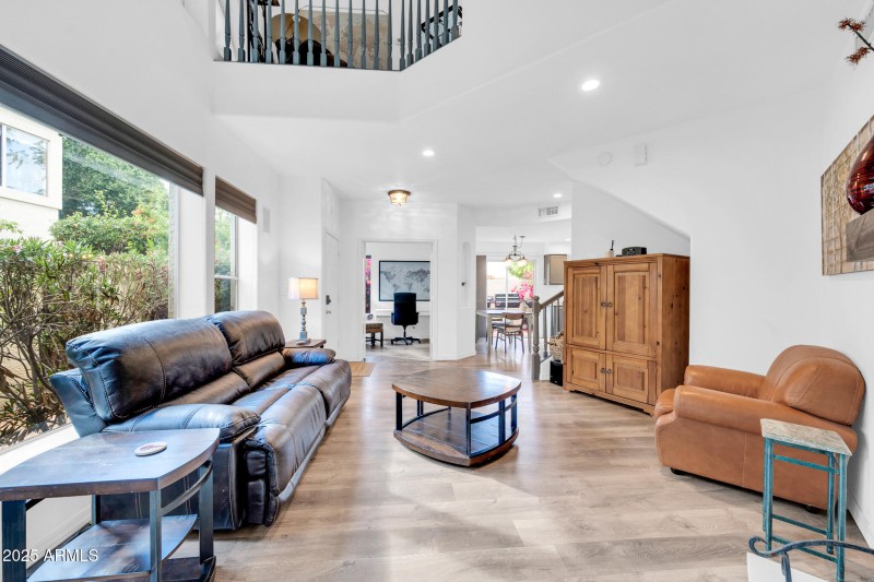 8841 S 51st St-7_(2048)