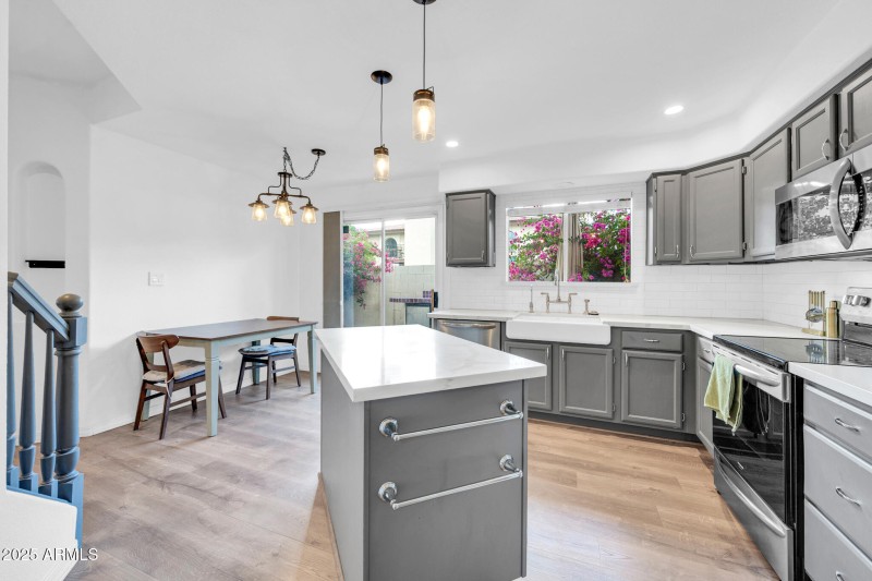 8841 S 51st St-8_(2048)