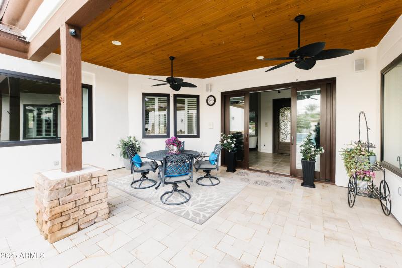 Spacious Covered Patio