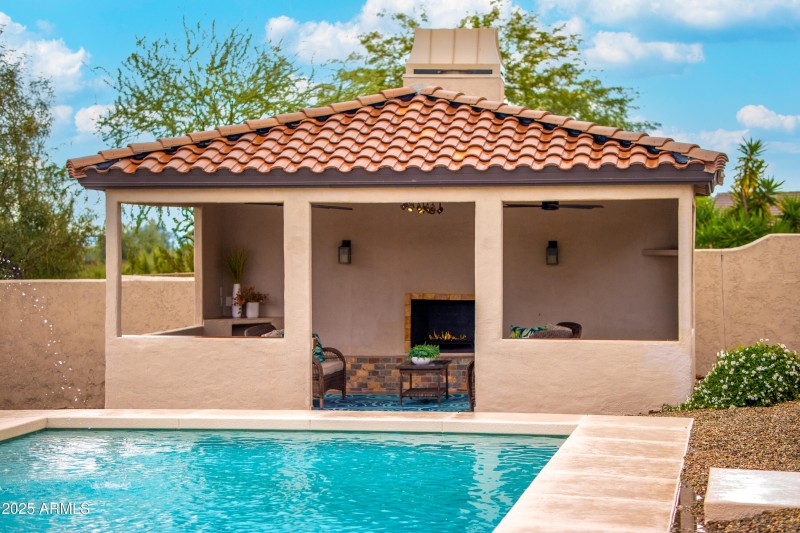 27589 N 61st Pl---108