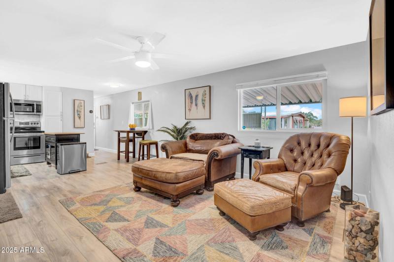 6-web-or-mls-8639 E Delilah Ave-6