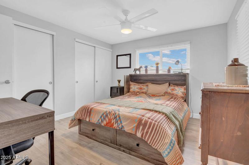 11-web-or-mls-8639 E Delilah Ave-11