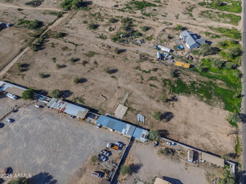 2-web-or-mls-51259 W Julie Lane-2