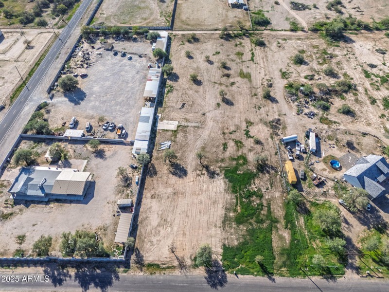 4-web-or-mls-51259 W Julie Lane-4