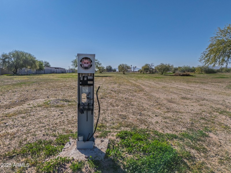 13-web-or-mls-51259 W Julie Lane-13