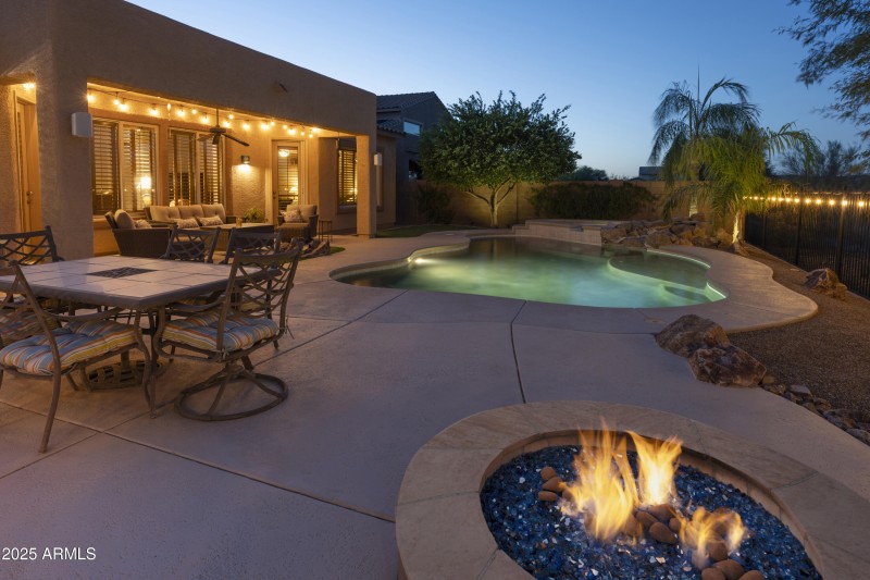 Pool and Firepit in the Evening