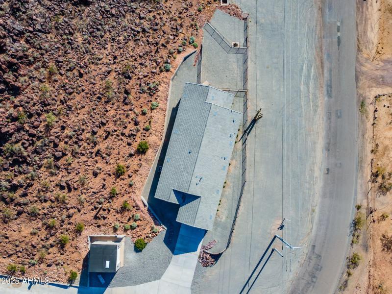 8-web-or-mls-27145_n_147th_ave (8)