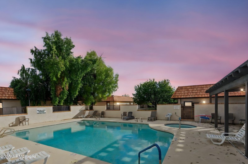 38-web-or-mls-195-n-cottonwood-st-21