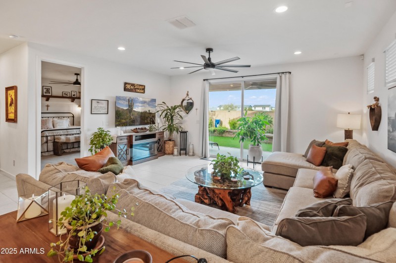 17122 W Artemisa Ave-16