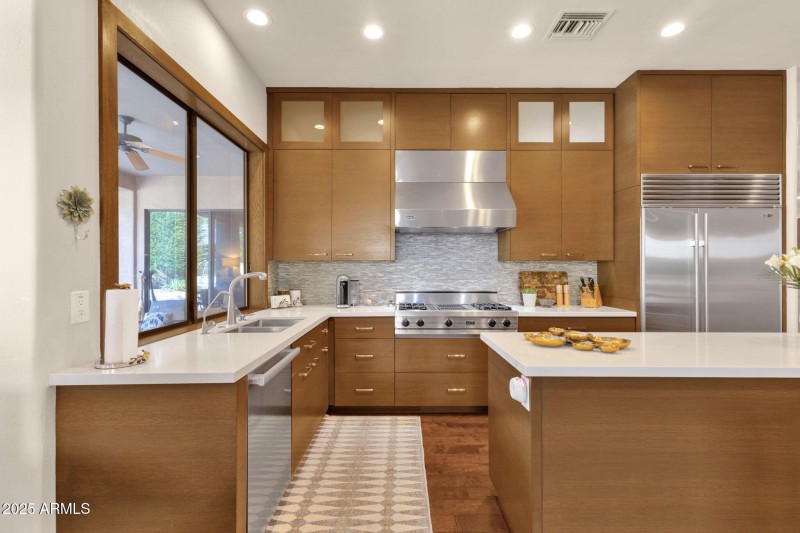 13-web-or-mls-10263-n-103rd-pl