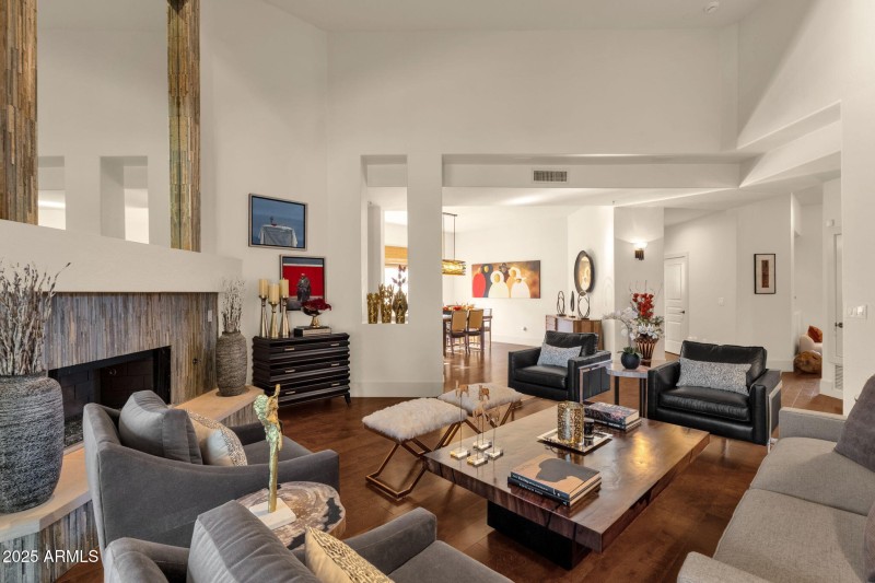 22-web-or-mls-10263-n-103rd-pl