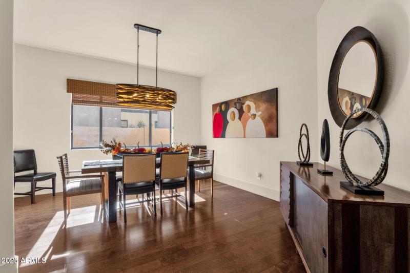 24-web-or-mls-10263-n-103rd-pl