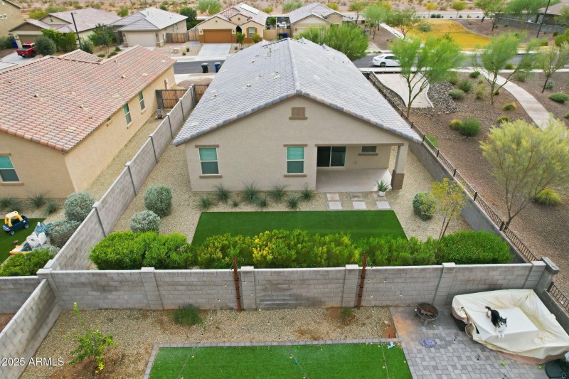 17594 W COUNTRY CLUB TER