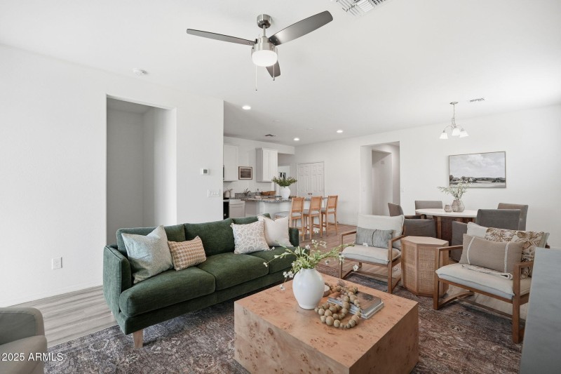 17594 W COUNTRY CLUB TER