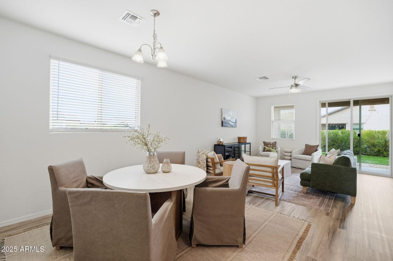 17594 W COUNTRY CLUB TER