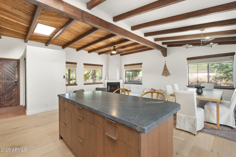 35-web-or-mls-DSC08209 copy