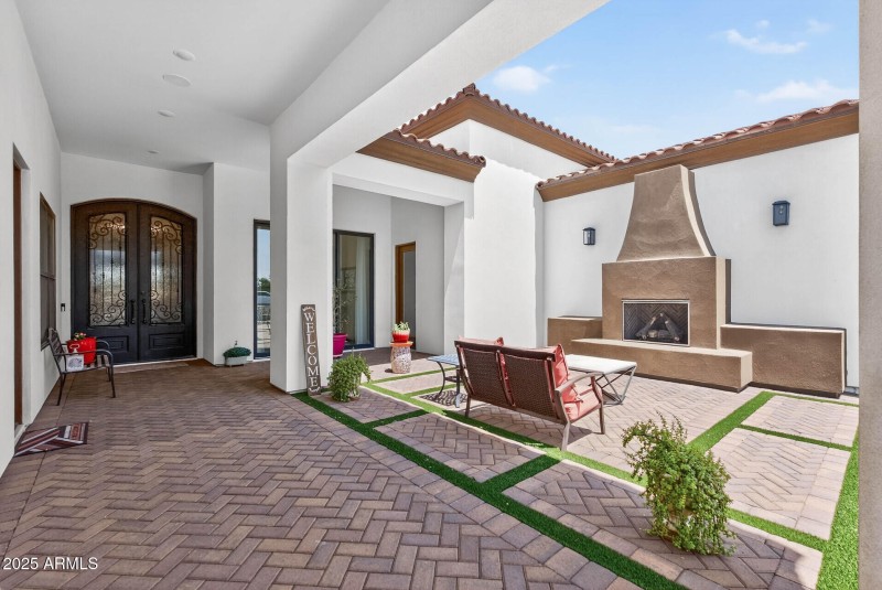 12_16410_Durango12_mls