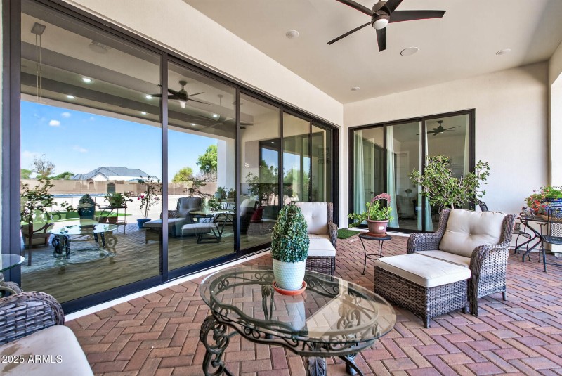 77_16410_Durango77_mls