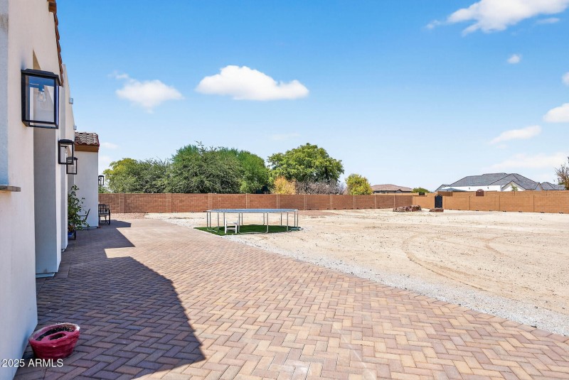 83_16410_Durango83_mls