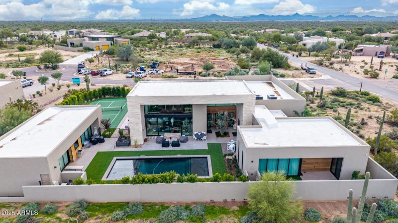 24 Lomas Verdes Aerials