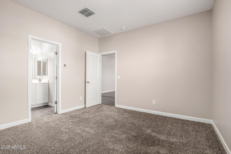 2nd en suite bedroom