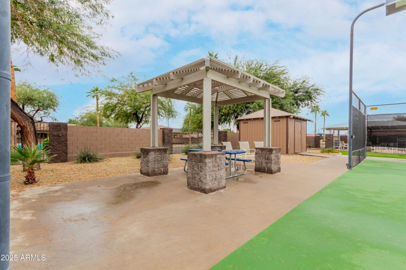 7f186998b81bfc76b3311b8884d028fe