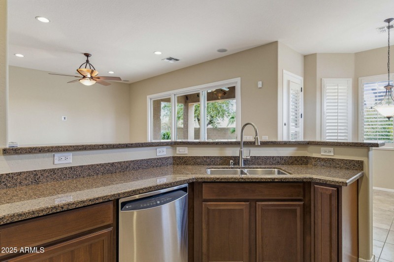 31-web-or-mls-19919 Santa Cruz Dr-31