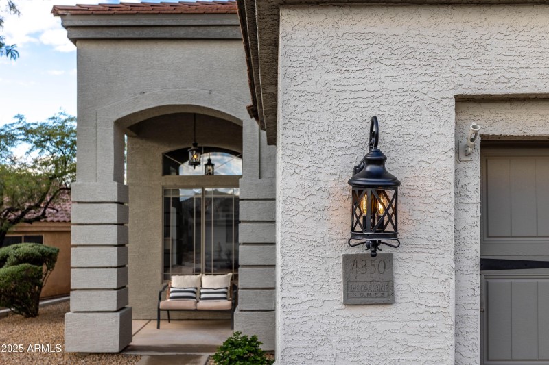 001 front exterior 04