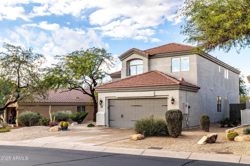 001 front exterior 03