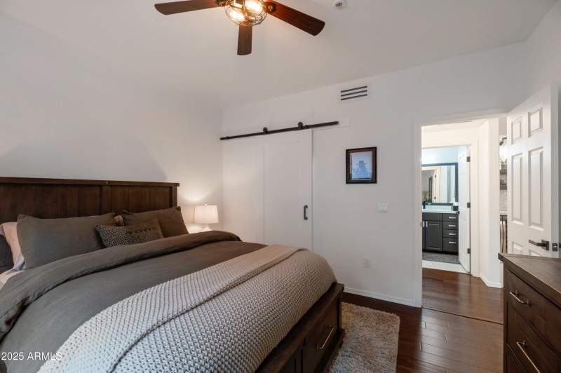 Sliding barn door to walk in closet