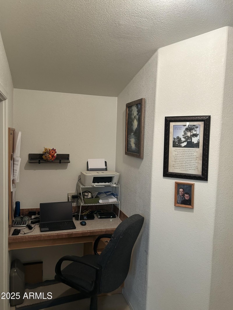 28) 65304-6917d446e617b