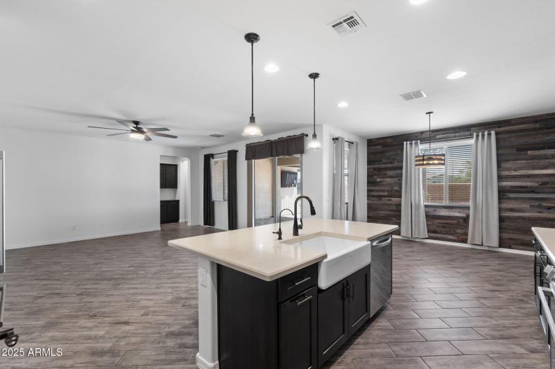 007_Winchester_Reshoot