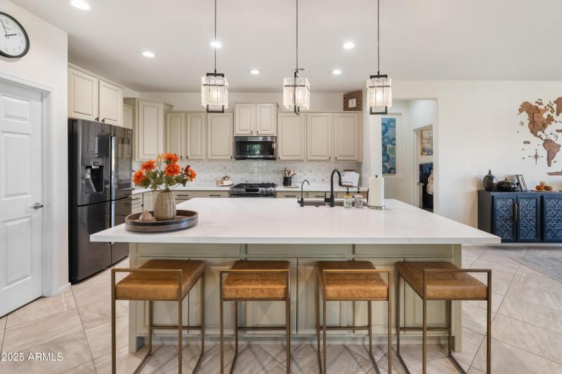 26990 W Utopia Rd-40