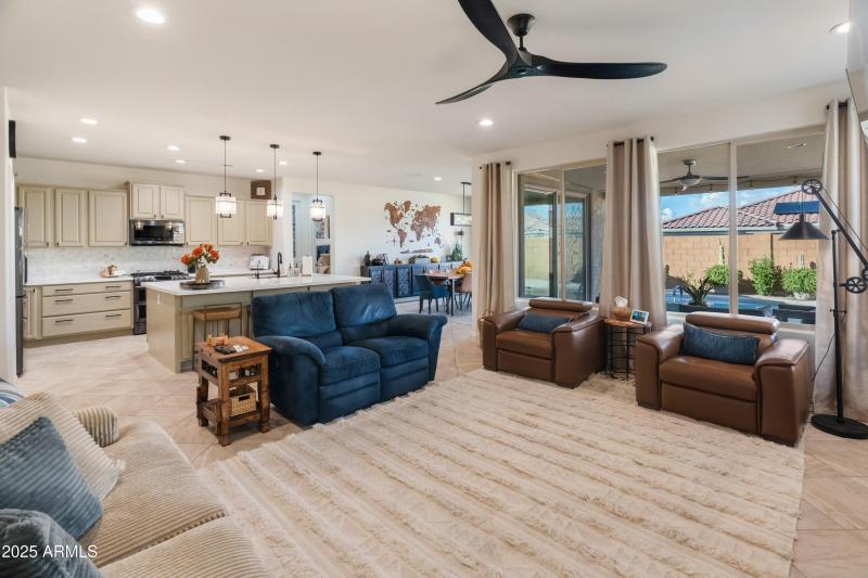 26990 W Utopia Rd-38