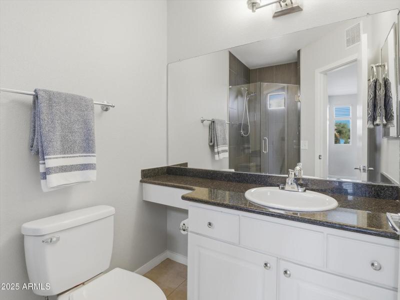 17-3633 N 3rd Avenue #2084-17