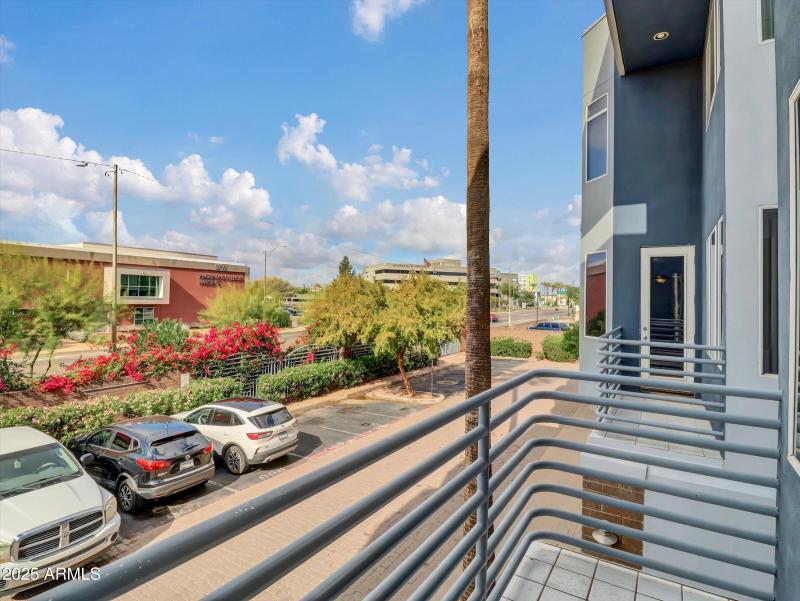 27-3633 N 3rd Avenue #2084-27