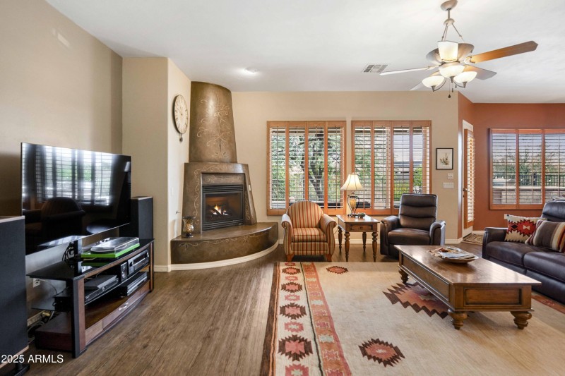 Family Room Looking towards beehive FP