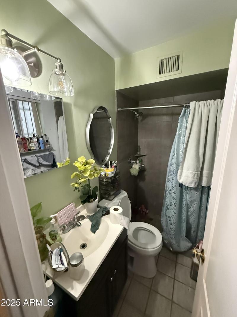 20251007_010706908_iOS