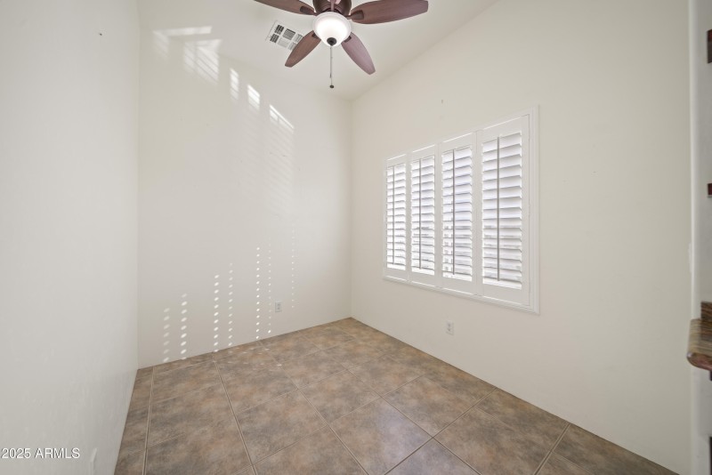 Lower Garage or.. (2)