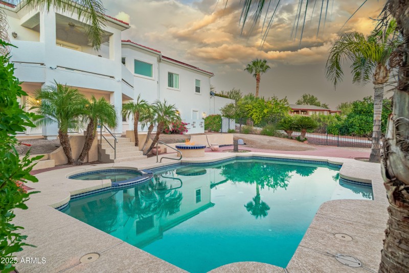 Pool and Spa by Pool House (2)