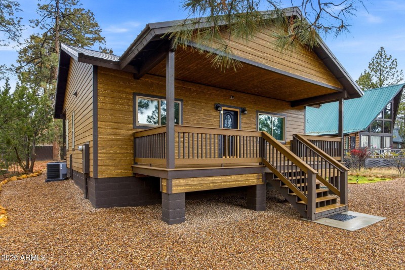 1979ChristmasPineCircle-HeberOvergaard-A